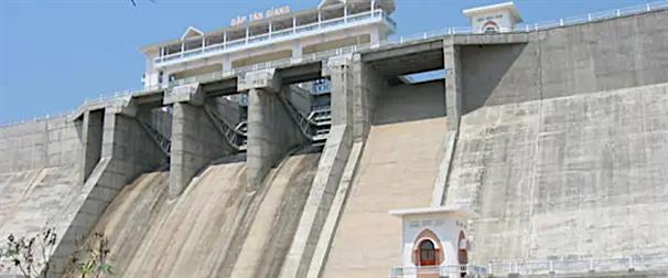 Đập thủy lợi Tân Giang